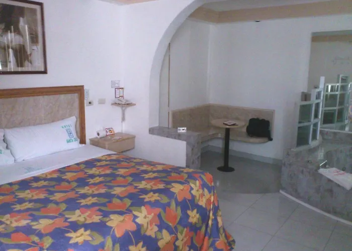 Hotel Santa Cruz